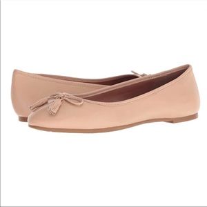 NWT Coach Leather Nude Ballet Flats 7.5